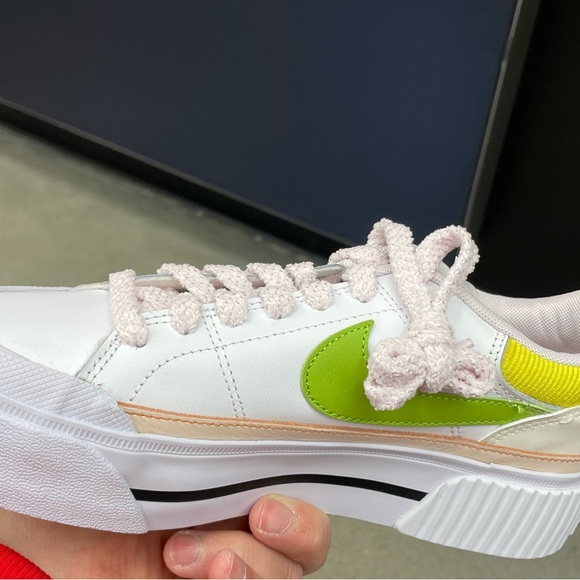 NIKE WOMENS COURT LEGACY LIFT SNEAKER - Lime - Picture 6 of 7